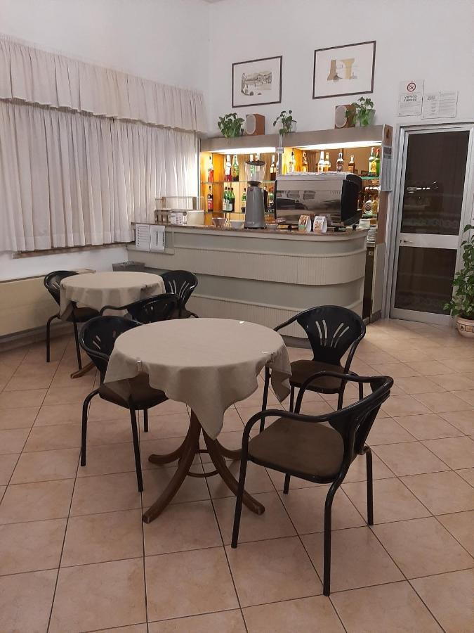 Hotel Cucciolo Donoratico Exterior foto